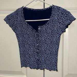 DARK BLUE BRANDY MELVILLE FLORAL CROP TOP